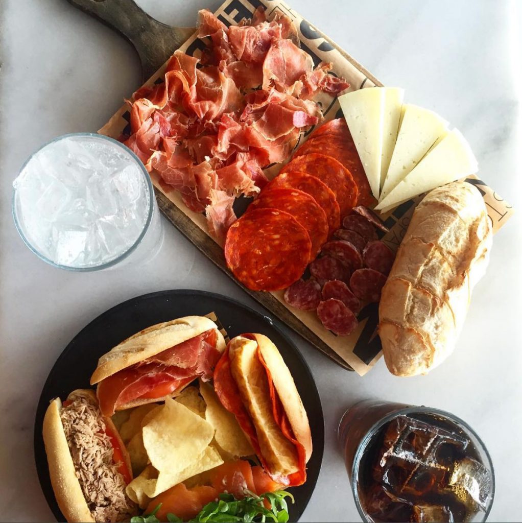 100 Montaditos Main Street Miami Lakes