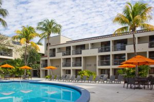 Shula's Hotel & Golf Club - Main Street Miami Lakes